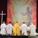Consécration de la France au Cœur de Jésus et au Cœur immaculé de Marie le 27 juin 2025 © Anne van Merris